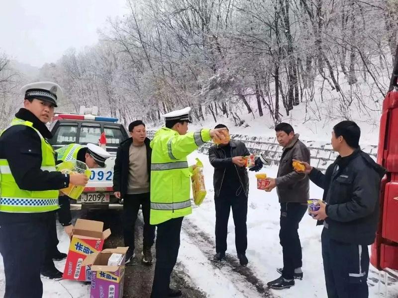 非好汉唔敢过岭钻角尖专打二数是什么生肖精选解析、解释与落实、统计解答解释落实